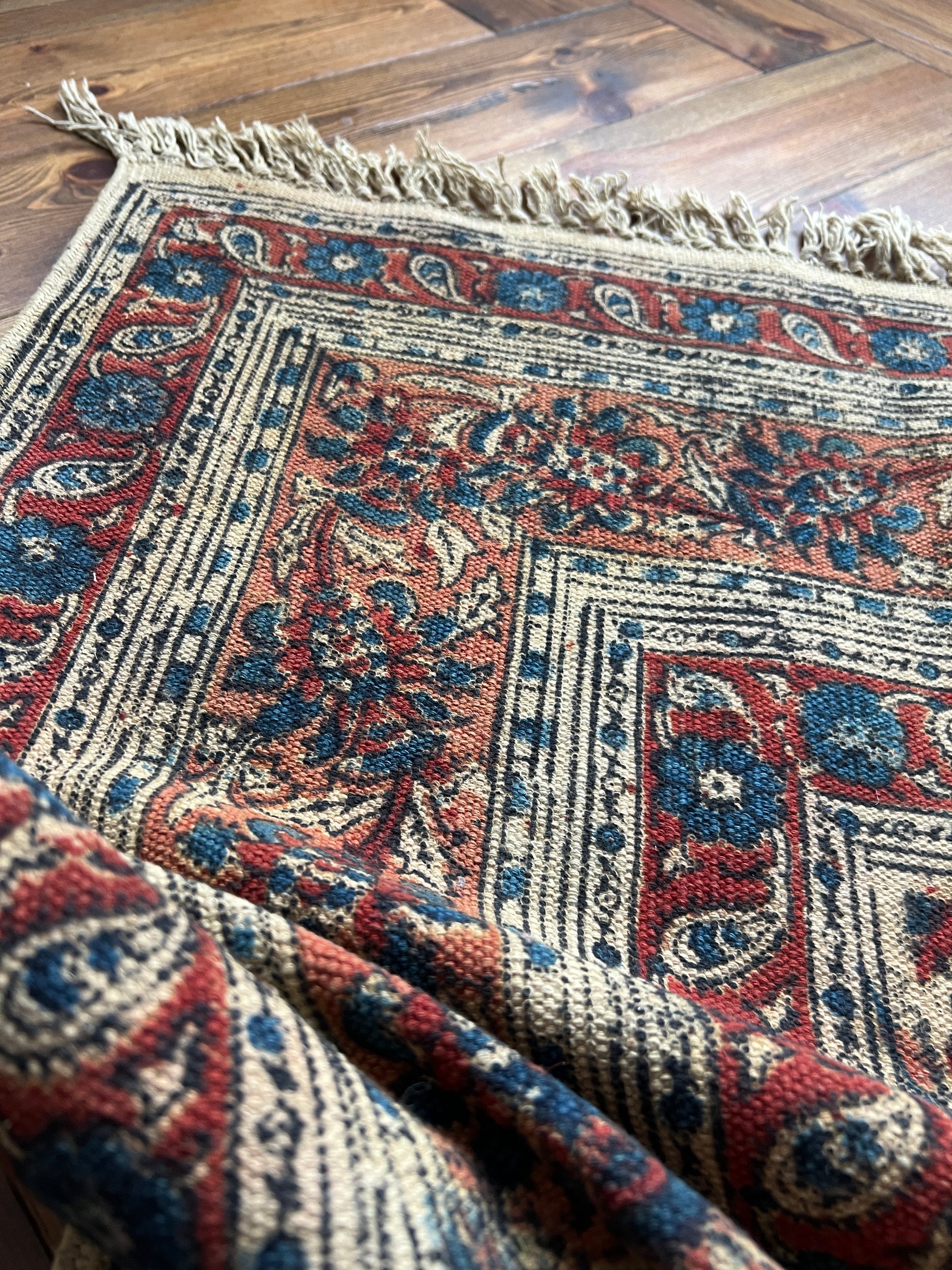 Shreya Rug | 5’ x 8’