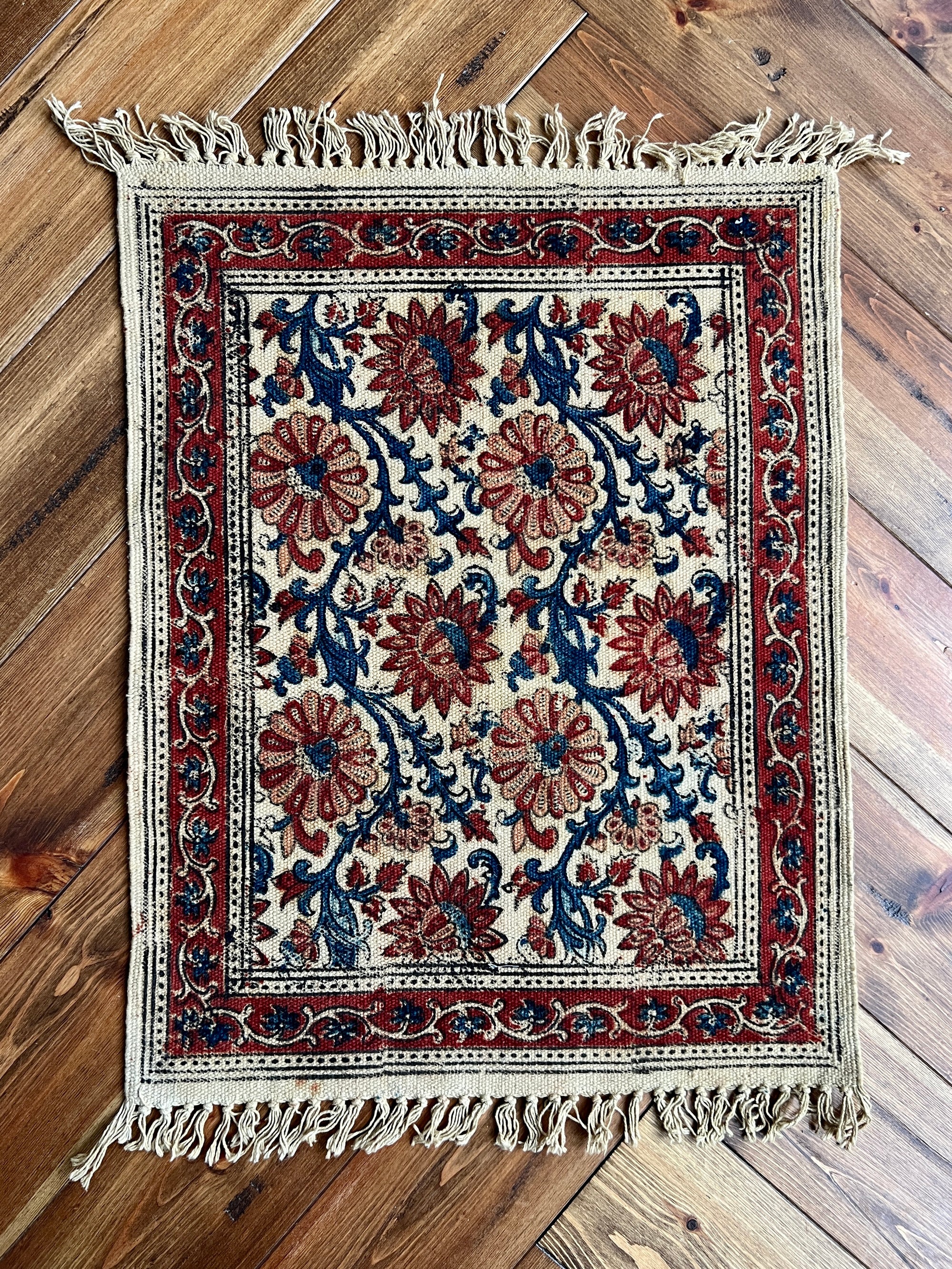 Padma Rug | 1.5’ x 2’